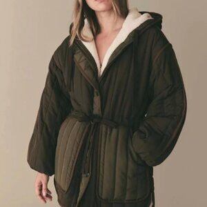 Doen Fauna Quilted Sherpa Coat in Olive Green Small/Medium